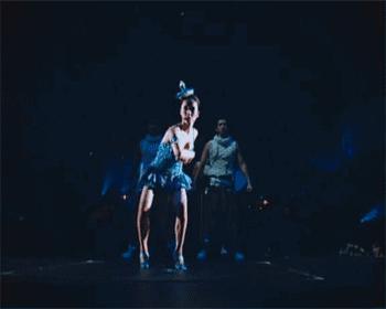 30秒，她从天后沦为全网黑