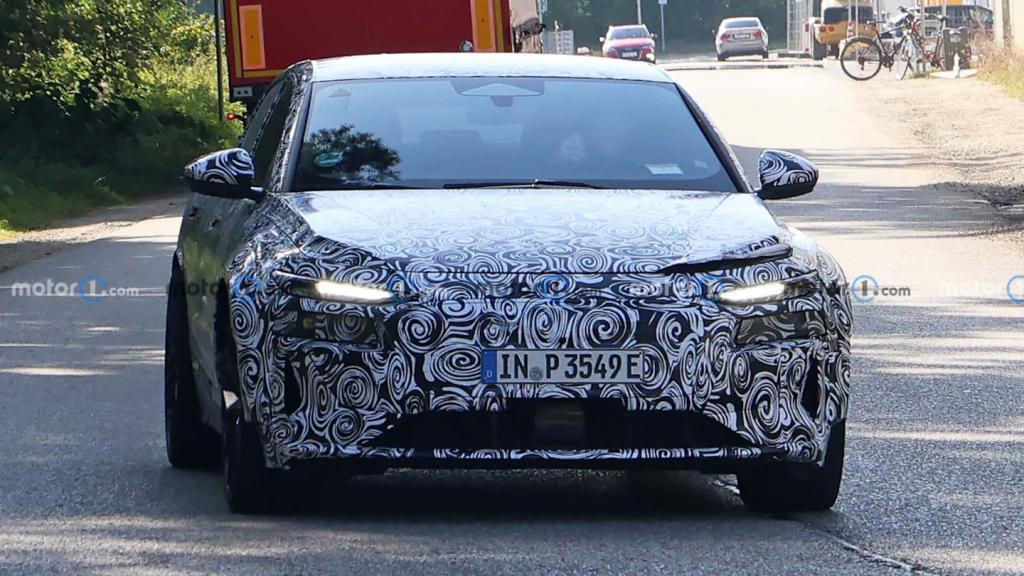 奥迪 RS6 e-tron 汽车路测照片曝光
