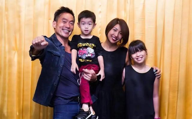 古惑仔演员感叹香港变化大惹争议，被批说话没分寸