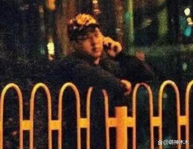 萌娃赞郭晶晶“太厉害”，让霍启刚一脸惊慌，暴露家庭地位