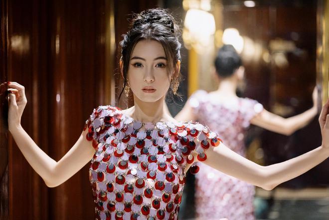 巴黎这一夜：张柏芝美艳动人，杨颖东方神韵，杨幂太霸气