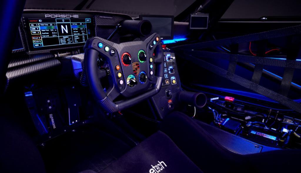 保时捷 911 GT3 R rennsport 跑车上市，国内售 734.8 万元