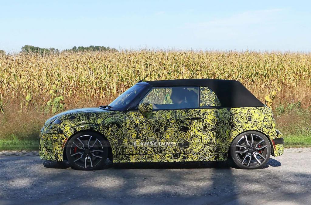 2025 款 Mini Convertible 敞篷车路测照片曝光