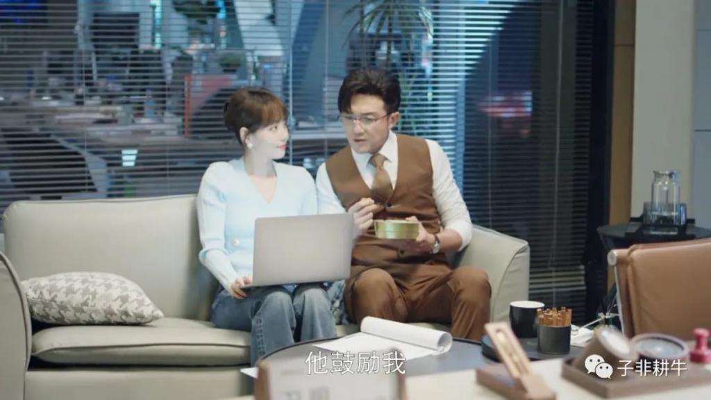 “情妇”别硬演，看看这两位的风情万种，才是上位的最高境界