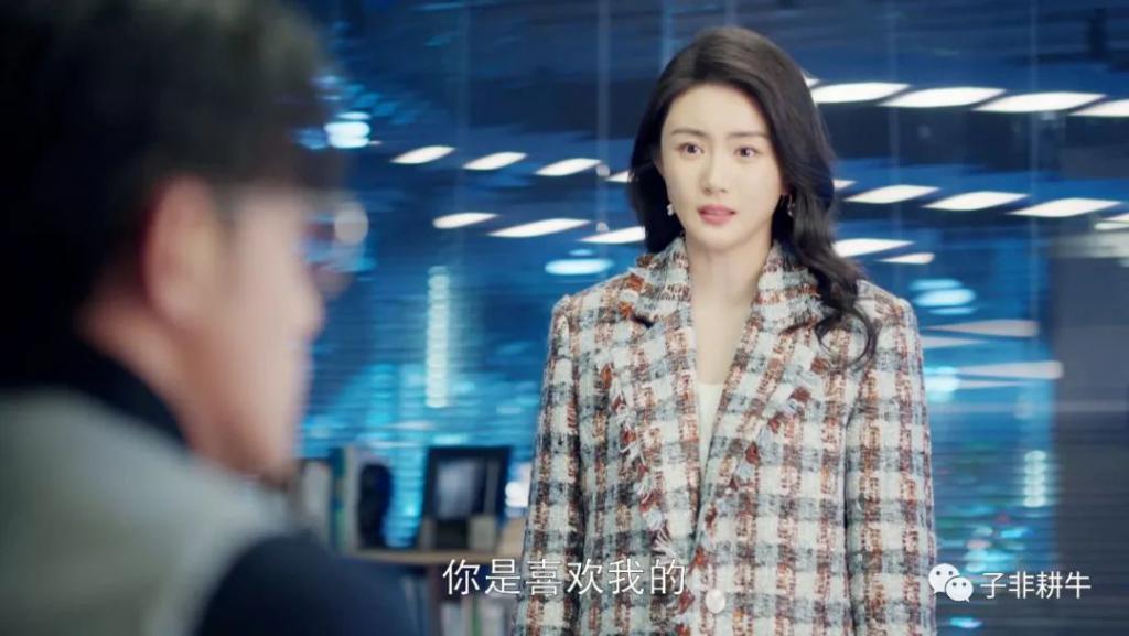 “情妇”别硬演，看看这两位的风情万种，才是上位的最高境界
