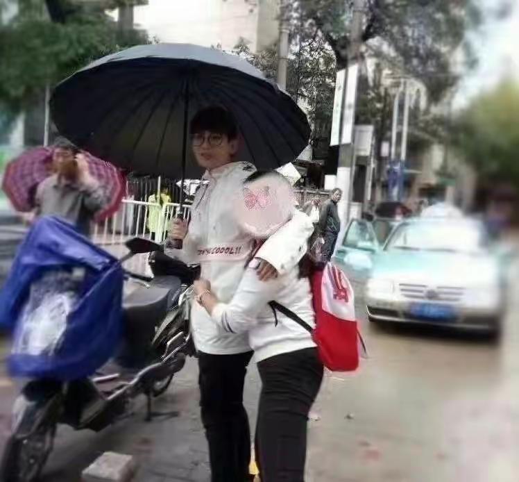 大瓜！成毅和富婆粉丝的亲密录音被曝，粉丝称卓伟要爆的就是成毅