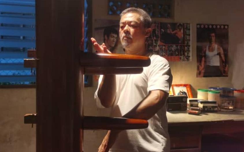 演员张咏华爬山时猝逝，几天前已感到不适，家属对死因无异议
