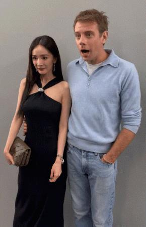 巴黎时装周明星生图:马思纯与精修图差别大,童瑶白鹿妆造拉胯