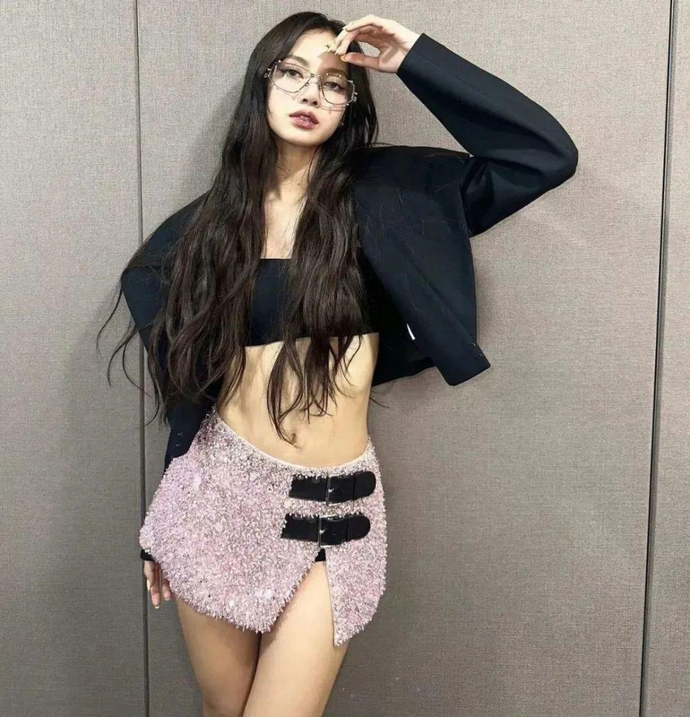 杨颖张嘉倪疯马秀风波升级！全网被骂评论区沦陷，徐娇发声抵制