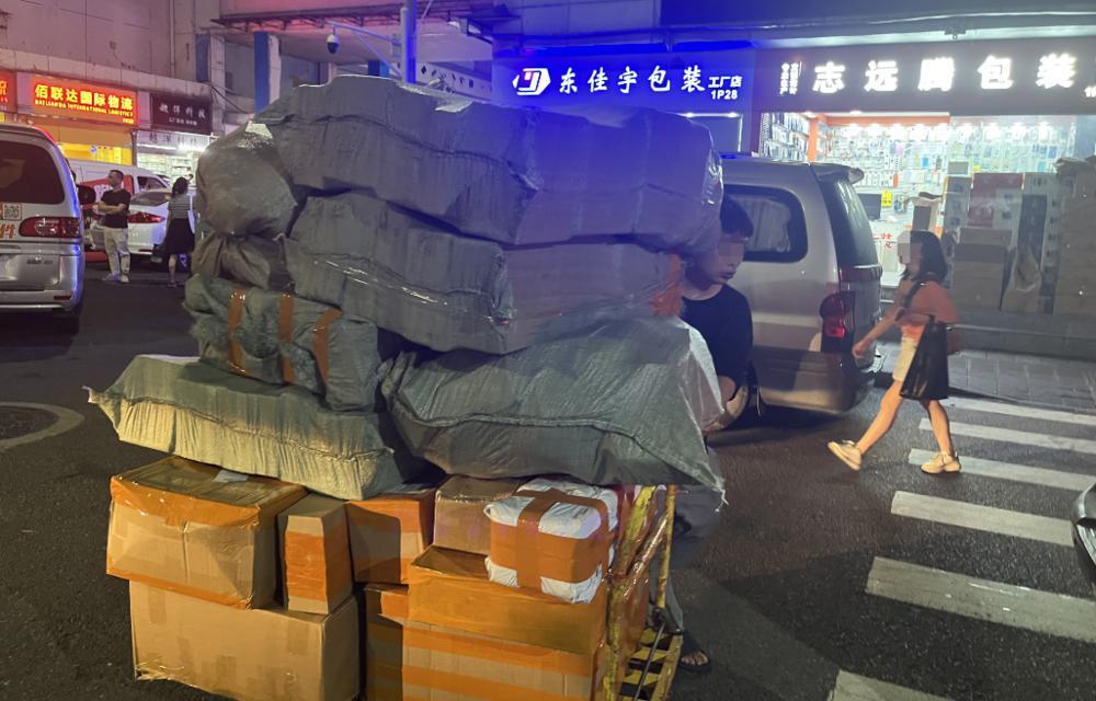 见证苹果华为厮杀的华强北，留不住风口的宿命感