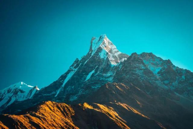 华为手机，轻舟到了哪重山？