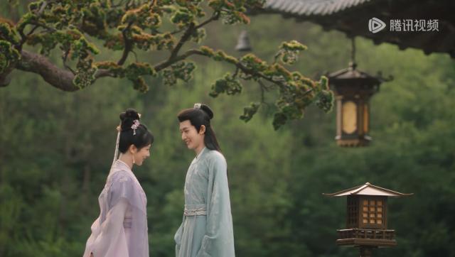 杨紫都捧不红的男星，该考虑退圈了