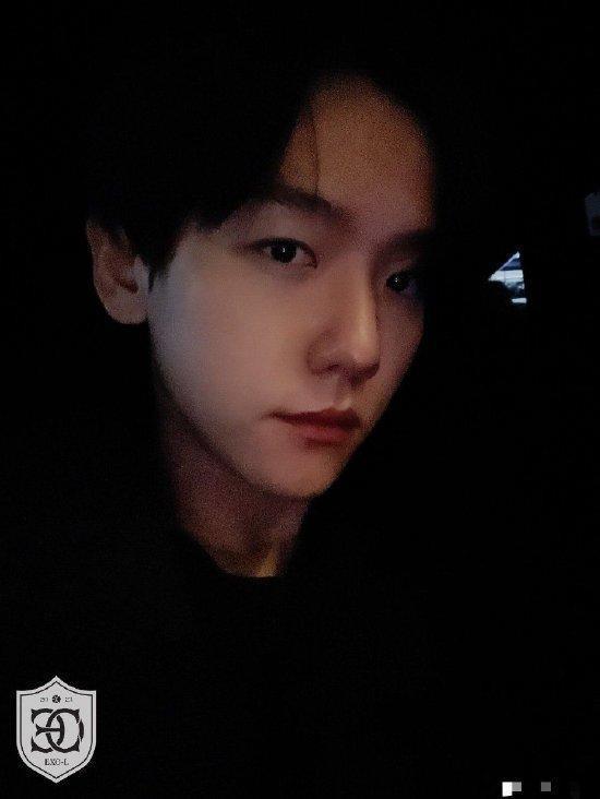 边伯贤发文回怼黑粉：有自信的话请别删除