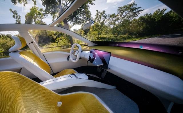 同样极简内饰 为何宝马是简约，特斯拉是简陋？