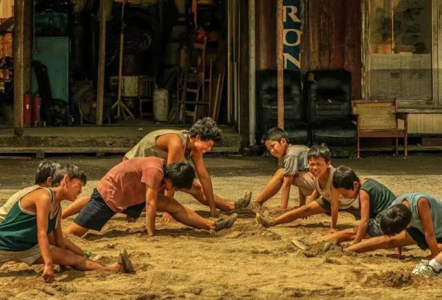 王宝强新片大赚22亿！疑似宋喆又过来「宣战」？15个字极其嚣张