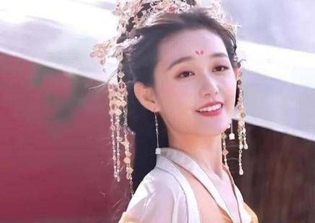 前经纪公司反驳蒋依依方声明 称曾提醒本人但未补缴税款