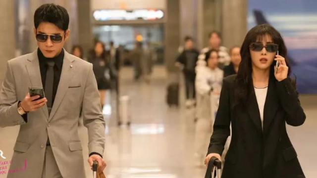 又一个装腔假名媛，被扒个精光