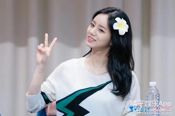 还记得当上空姐的“德善”吗？航空公司向她道歉了？