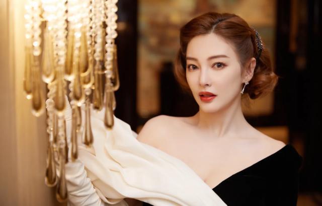 她也算85花TOP啦？