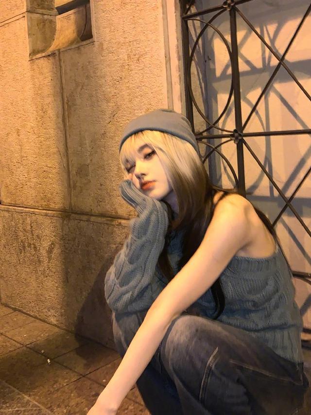 刘诗诗《狐妖小红娘竹业篇》路透 异域风头饰渐变裙超美