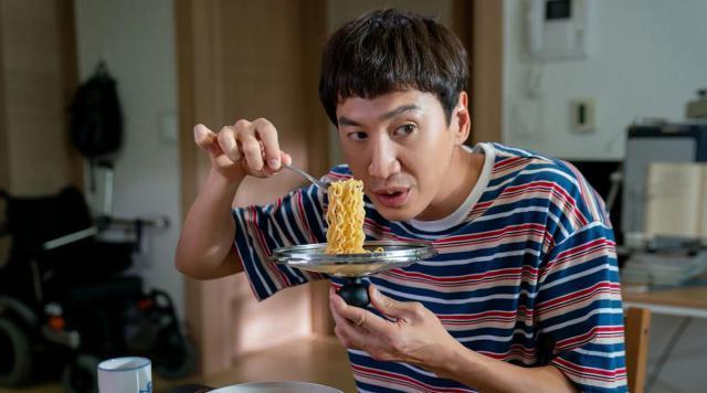 讨好中国人的日本高端泡面，被“补刀”了