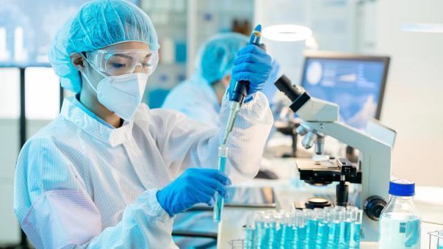 医药反腐风暴背后：药企半年花超1700亿销售费