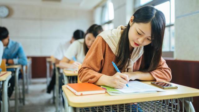 50%的孩子上不了高中？未来，我们还可能0分上大学