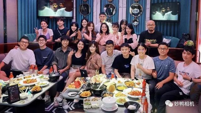 对话「妙鸭」产品负责人：AIGC 的产品第一天不收钱，就可能收不到钱