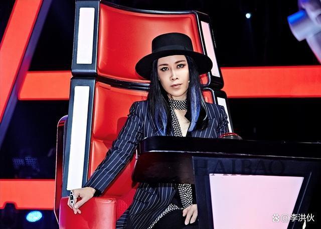 把《好声音》的战火引到那英身上，她亏不亏？