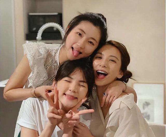 恭喜！顺利生娃，肚子4颗肿瘤差点要命！