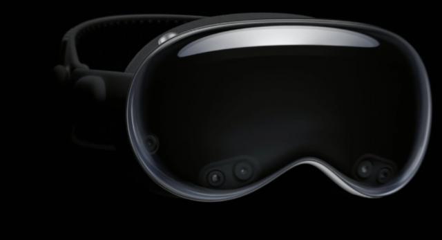 苹果库克：开发者对 Vision Pro 非常兴奋，按计划明年初上市