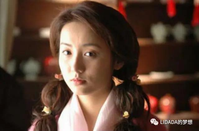 从杂工到女一号，她低调温柔演技受赞，戏红人不红却深得喜欢