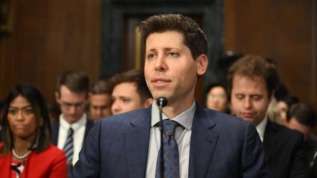 OpenAI：颠覆一切，也被一切颠覆