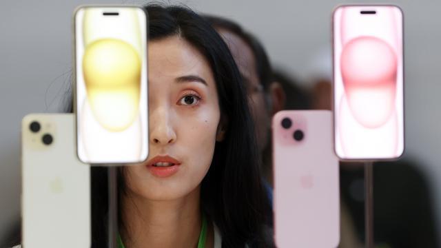 是苹果“虚标5G”，还是专家业余？