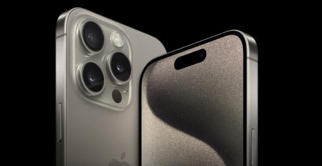 iPhone15系列开启预售：标准版遇冷，溢价不如华为Mate60 Pro