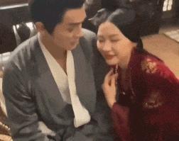 不敢想象她要是塌了…