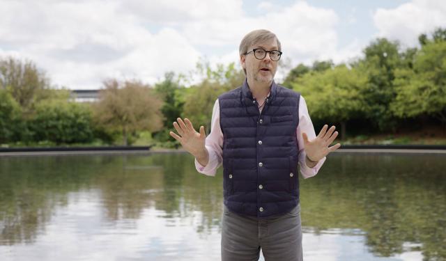 独家对话苹果技术副总裁 Kevin Lynch：Apple Watch 软件如何在方寸之间雕花？