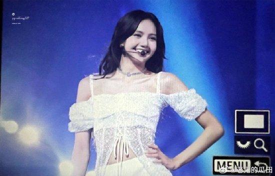 曝Lisa全合约签约美国公司 涉及音乐影视等领域