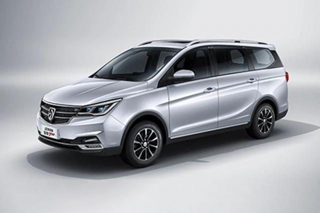 天生就是纸壳子的MPV，怎么被造成公路坦克了？