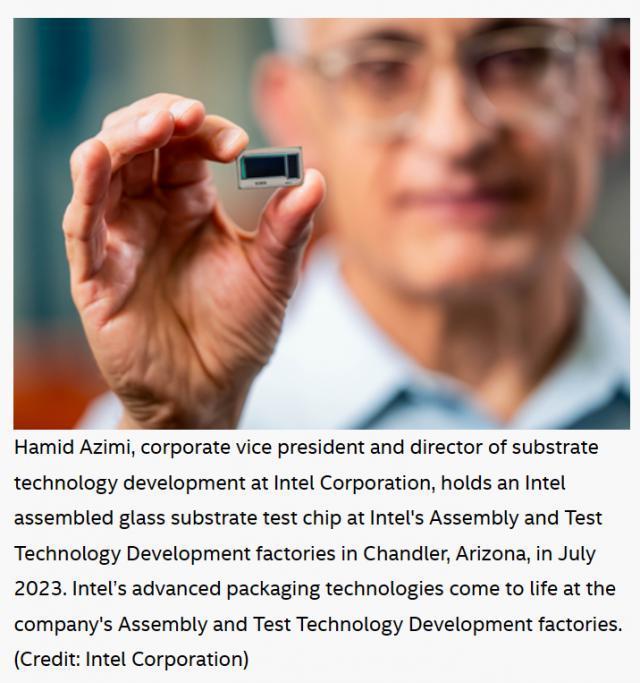 英特尔展示用于下一代先进芯片封装的玻璃基板