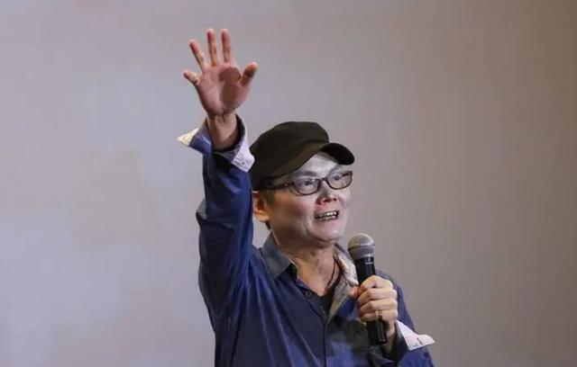 周星驰配音演员工作室遭到强拆，无奈录视频求助网友