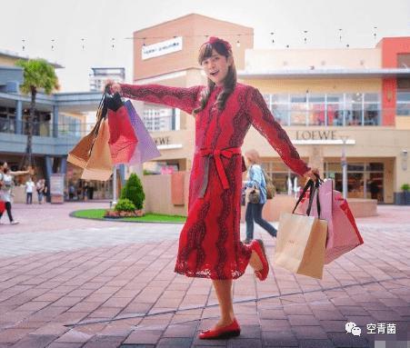 当男人的时候被封杀，现在变成女人复出？