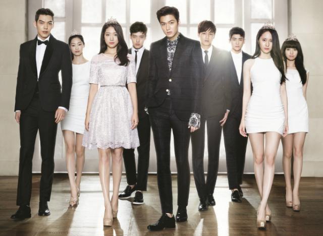 天了噜，他怎么残成这样？！