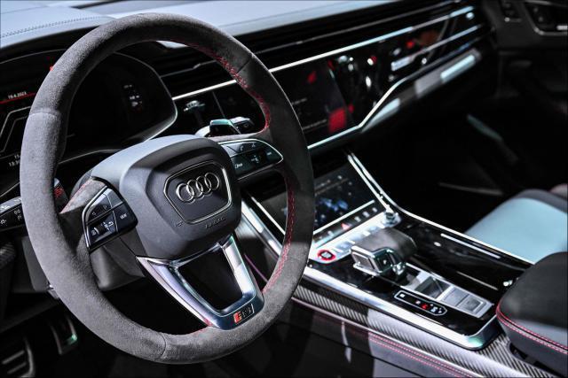 一汽“甩卖”奥迪？