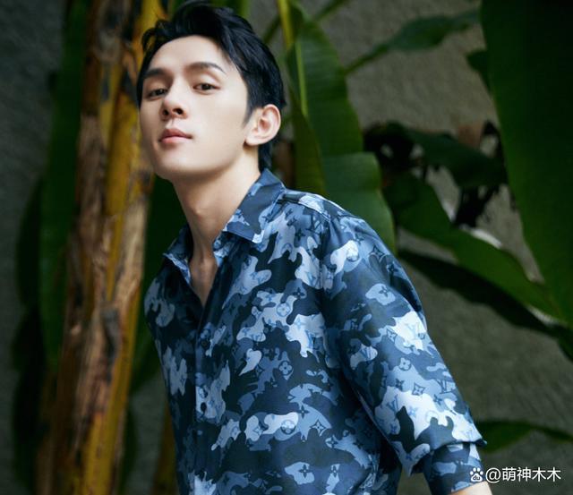 知情人曝花西子公关大批离职，网友喊话李佳琦给赔偿