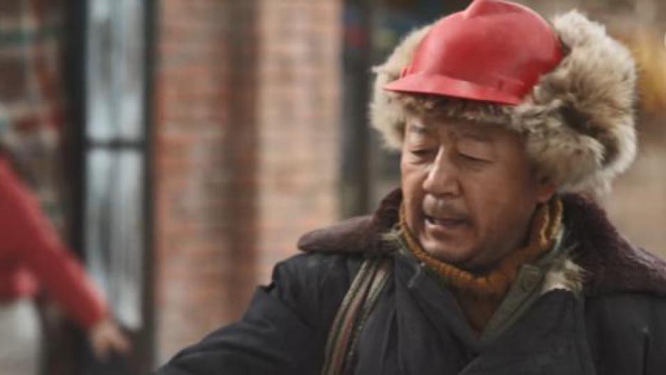 越追越上头，她凭什么？