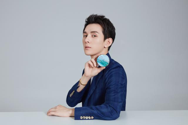 花西子为什么还不跟李佳琦切割？