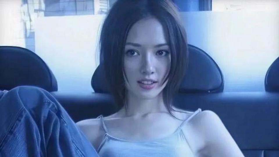 郭碧婷，三个人的婚姻