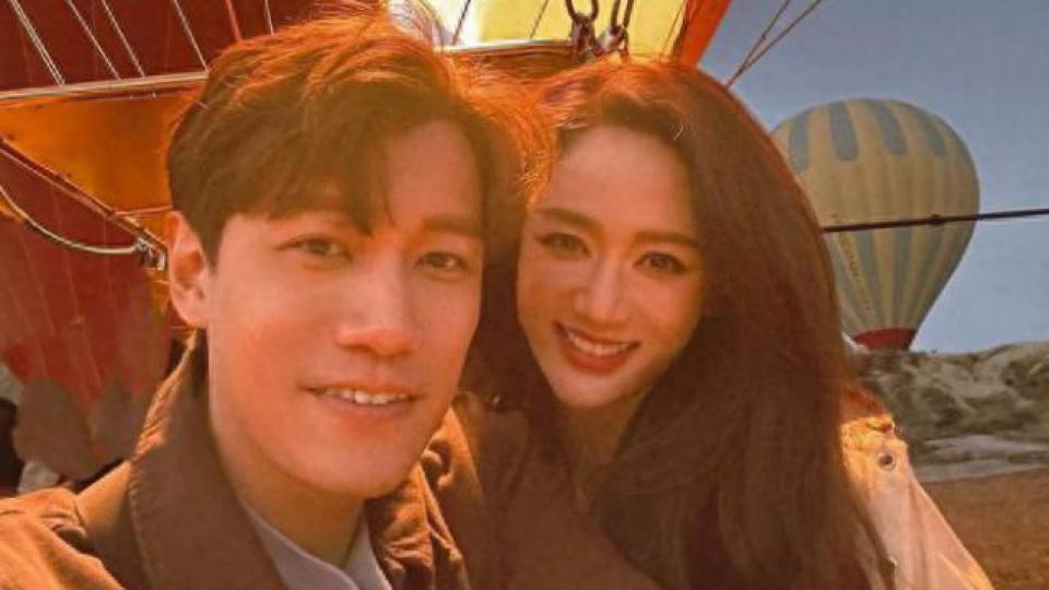 44岁陈乔恩现身土耳其 和老公庆祝相恋4周年