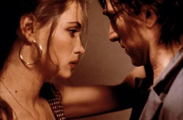 影史第一性感女神，自曝被侵犯